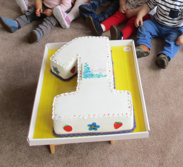 Die Torte zum 1. Jubiläum bei Nezabudka 5 in Frankfurt am Main